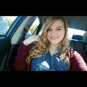 Meet your Posher, Katie